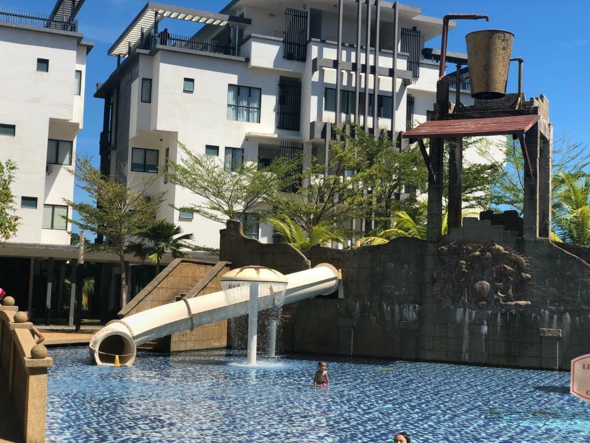 Swiss Garden Residence Pool Sea View Beach Resort Luxury Apartment & Family Suite Kuantan Eksteriør billede