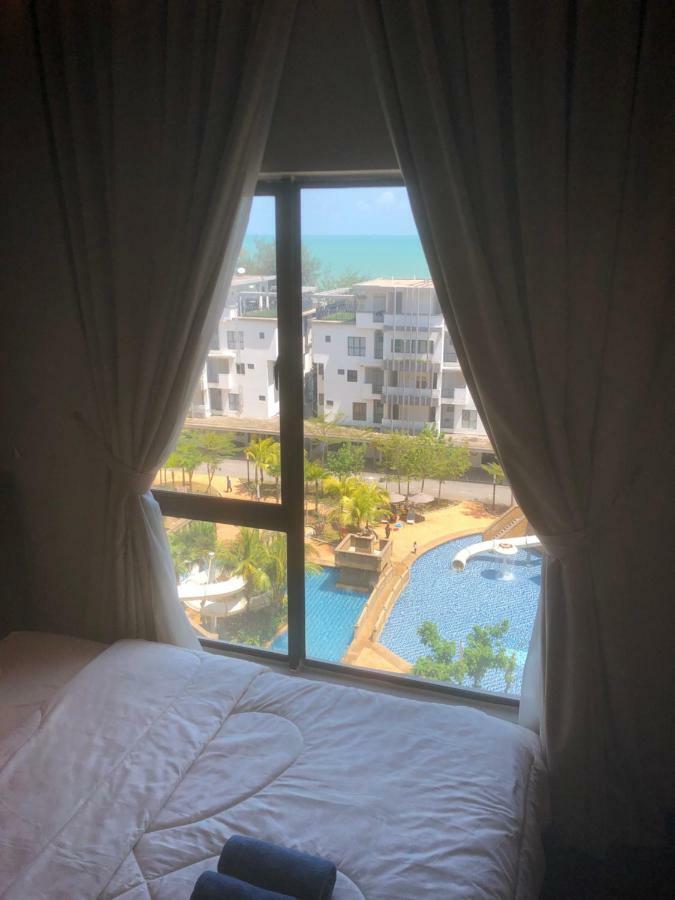 Swiss Garden Residence Pool Sea View Beach Resort Luxury Apartment & Family Suite Kuantan Eksteriør billede