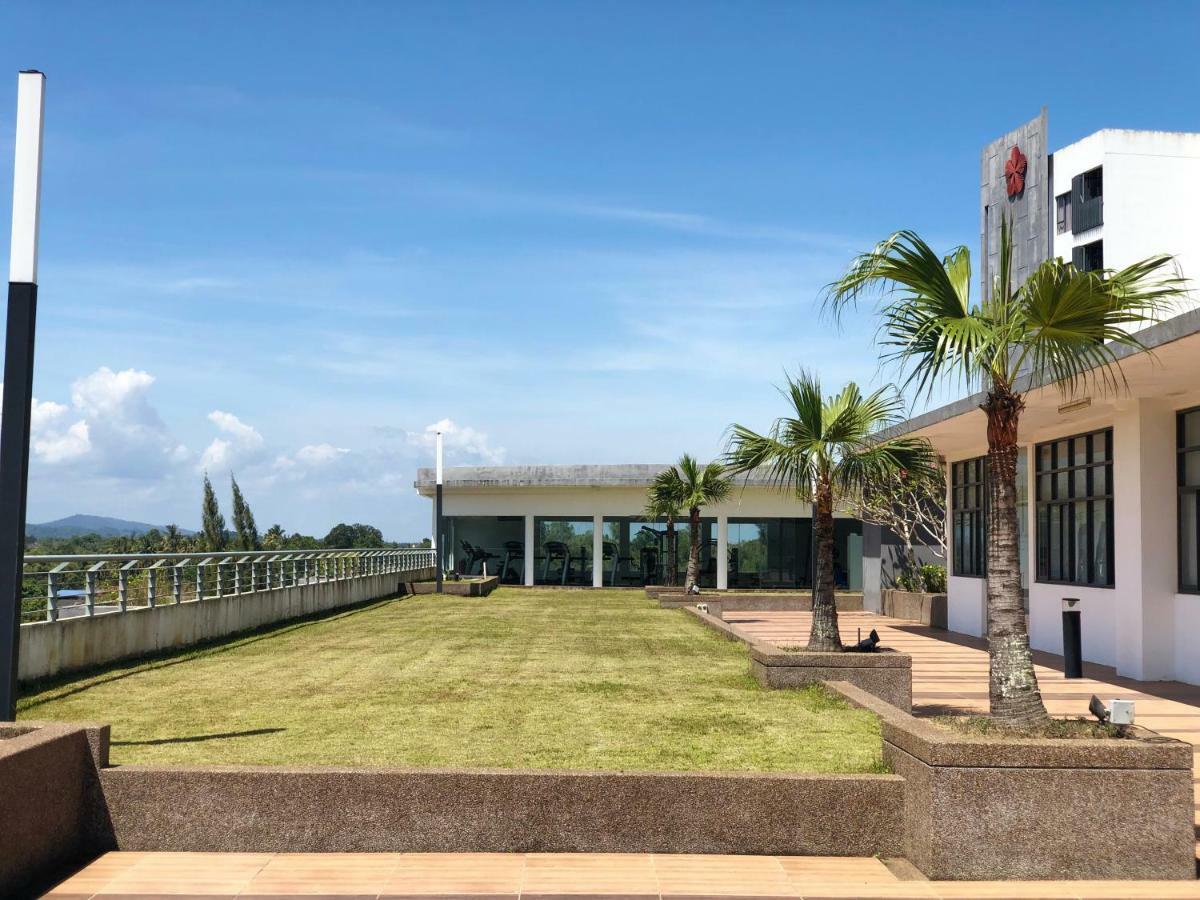 Swiss Garden Residence Pool Sea View Beach Resort Luxury Apartment & Family Suite Kuantan Eksteriør billede