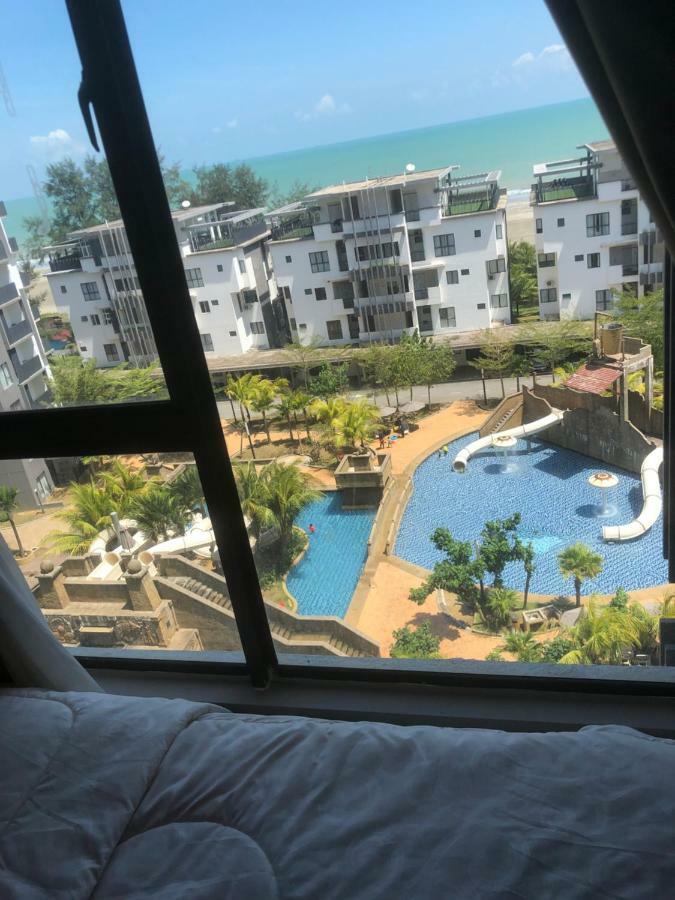 Swiss Garden Residence Pool Sea View Beach Resort Luxury Apartment & Family Suite Kuantan Eksteriør billede